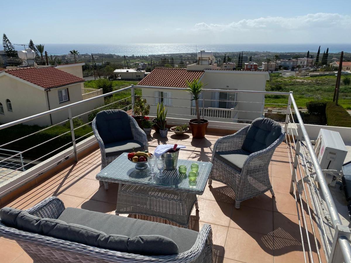 Roof Terrace & Sea View Entire Apartment 페이야 외부 사진